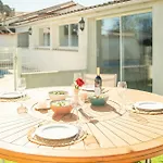 别墅 Charmante Familiale, Avec Piscine Privee, Ideale Pour Journee A La Et Proche Des Grands Buffets *