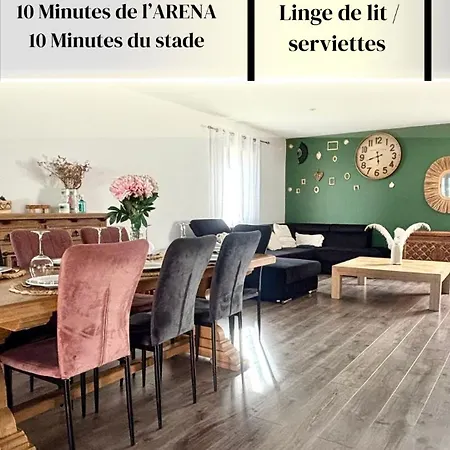 Charmante Familiale, Avec Piscine Privee, Ideale Pour Journee A La Et Proche Des Grands Buffets