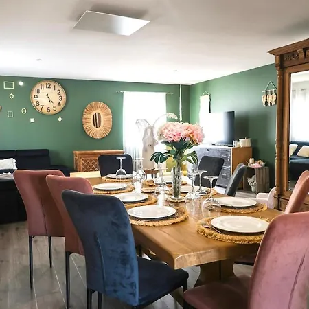Charmante Familiale, Avec Piscine Privee, Ideale Pour Journee A La Et Proche Des Grands Buffets Villa