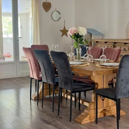 Charmante Familiale, Avec Piscine Privee, Ideale Pour Journee A La Et Proche Des Grands Buffets *