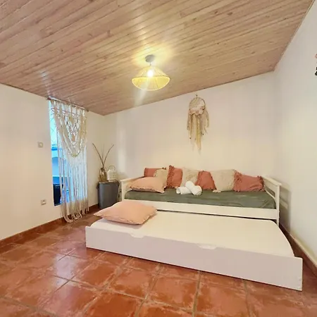Charmante Familiale, Avec Piscine Privee, Ideale Pour Journee A La Et Proche Des Grands Buffets *