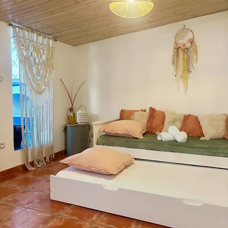 Vila Charmante Familiale, Avec Piscine Privee, Ideale Pour Journee A La Et Proche Des Grands Buffets *
