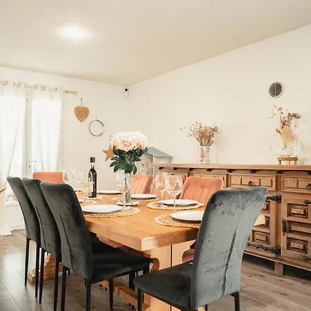 Charmante Familiale, Avec Piscine Privee, Ideale Pour Journee A La Et Proche Des Grands Buffets * Coursan