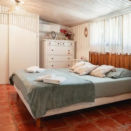 Villa Charmante Familiale, Avec Piscine Privee, Ideale Pour Journee A La Et Proche Des Grands Buffets