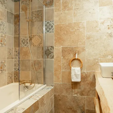 Vila Charmante Familiale, Avec Piscine Privee, Ideale Pour Journee A La Et Proche Des Grands Buffets