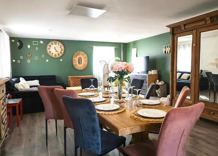 Charmante Familiale, Avec Piscine Privee, Ideale Pour Journee A La Et Proche Des Grands Buffets فيلة