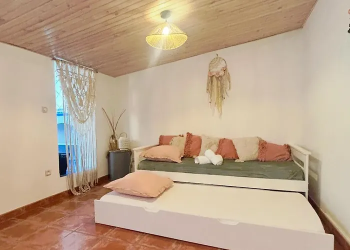 Charmante Familiale, Avec Piscine Privee, Ideale Pour Journee A La Et Proche Des Grands Buffets *