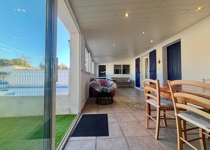Charmante Familiale, Avec Piscine Privee, Ideale Pour Journee A La Et Proche Des Grands Buffets Coursan