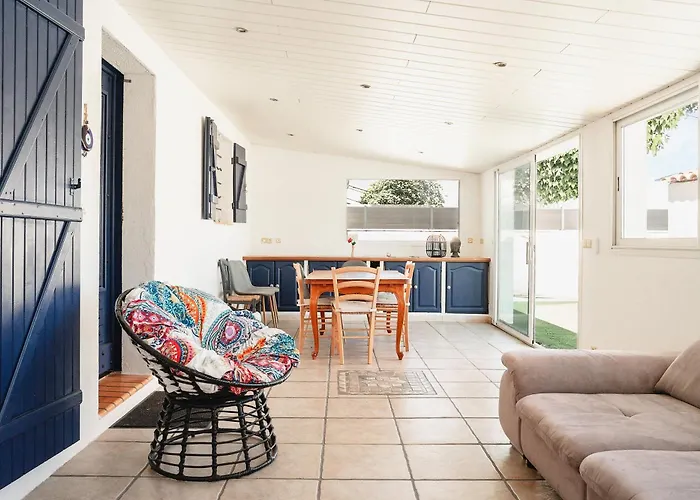 فيلة Charmante Familiale, Avec Piscine Privee, Ideale Pour Journee A La Et Proche Des Grands Buffets Coursan