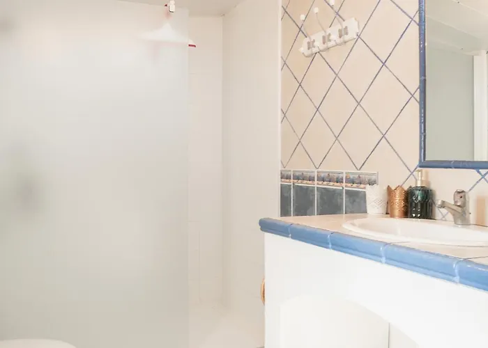 Charmante Familiale, Avec Piscine Privee, Ideale Pour Journee A La Et Proche Des Grands Buffets * Coursan